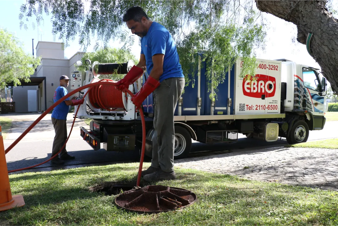 DESOBSTRUCCIONES CON CAMION HIDROJET